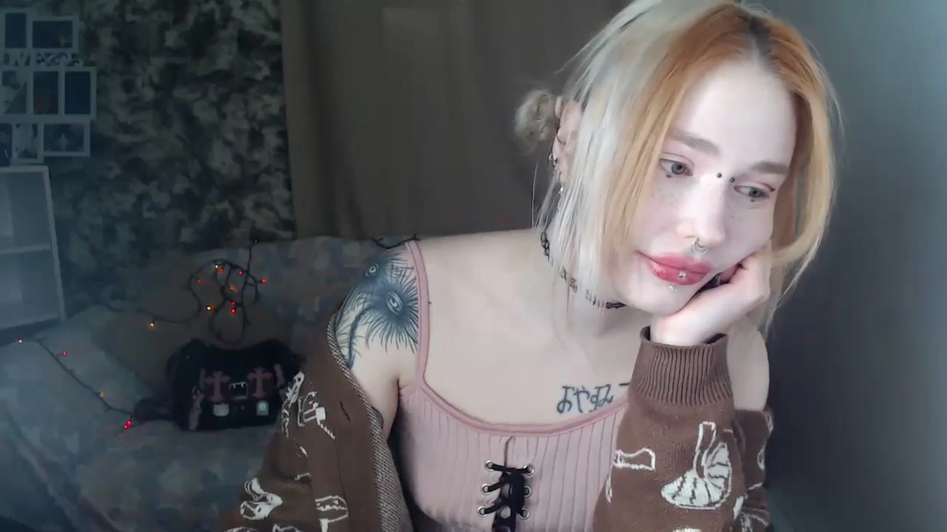 Gallery image thumbnail from Killinna's myfreecams stream on, 03/07/2024, 14:13 image 18 of 20