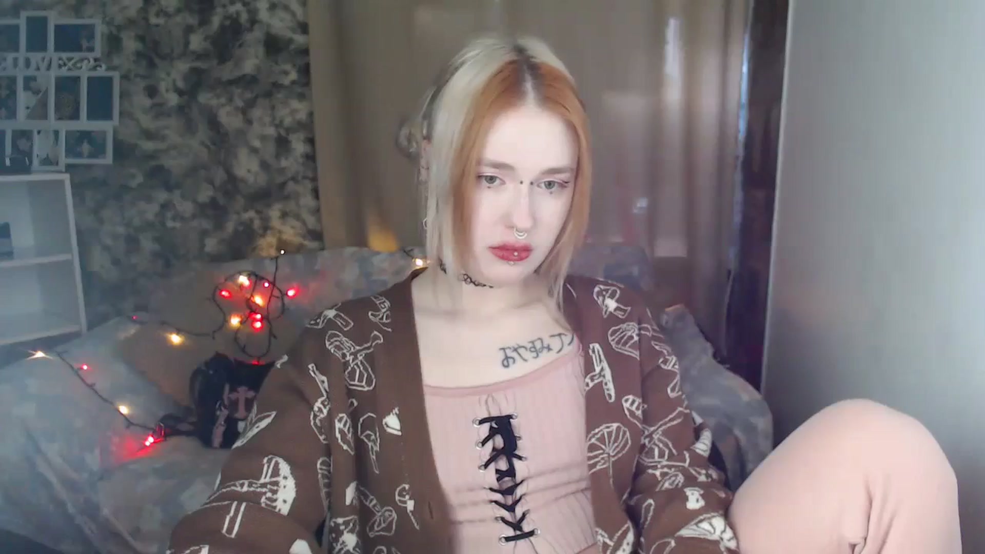 Gallery image thumbnail from Killinna's myfreecams stream on, 03/07/2024, 14:13 image 16 of 20