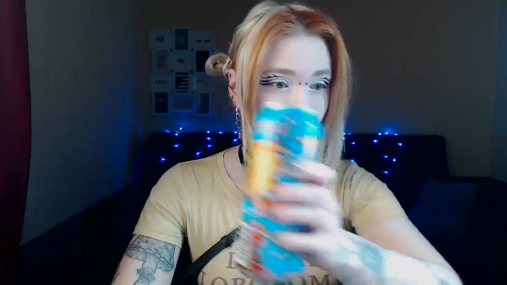 Gallery image thumbnail from Killinna's myfreecams stream on, 03/09/2024, 15:10 image 5 of 20