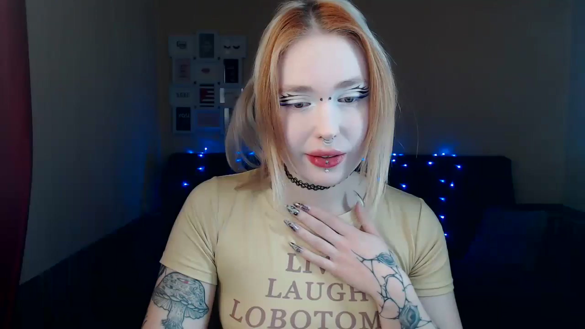 Gallery image thumbnail from Killinna's myfreecams stream on, 03/09/2024, 15:10 image 1 of 20