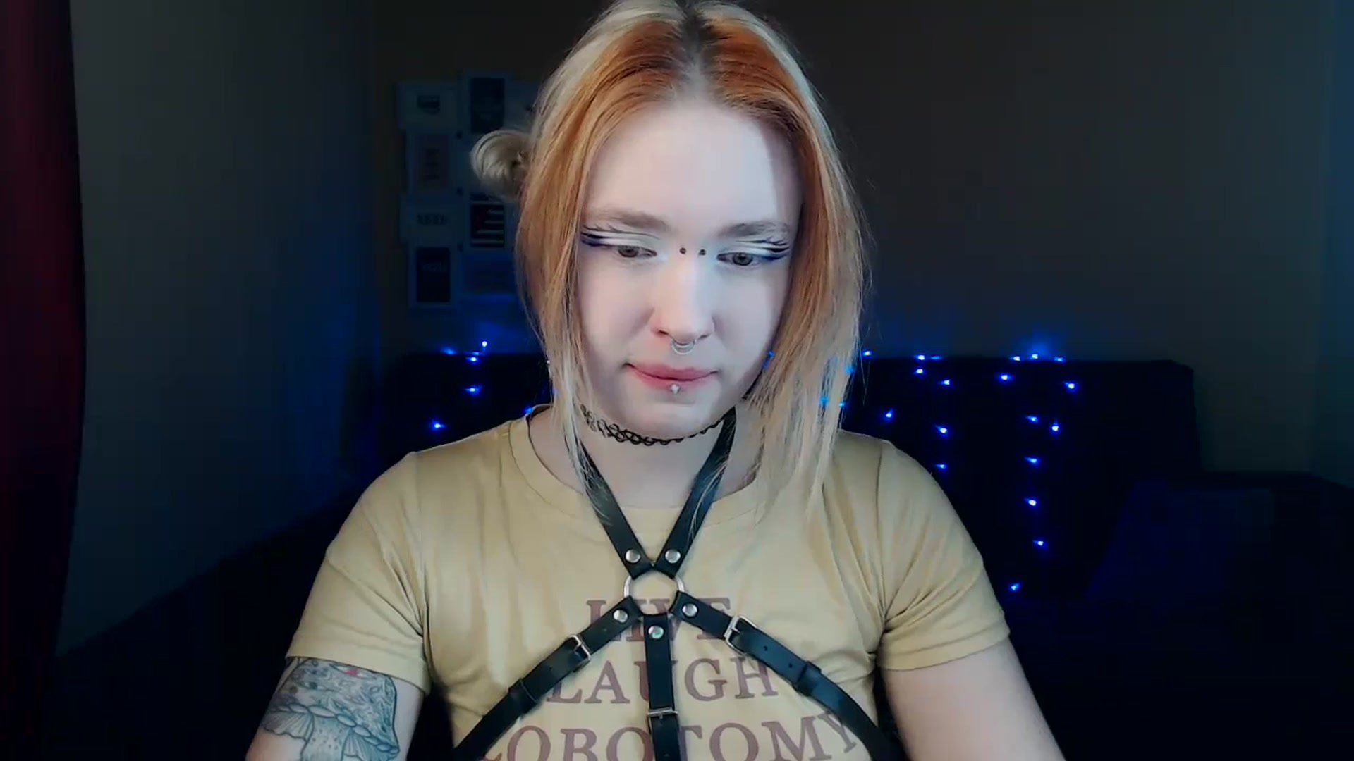 Gallery image thumbnail from Killinna's myfreecams stream on, 03/09/2024, 15:10 image 15 of 20