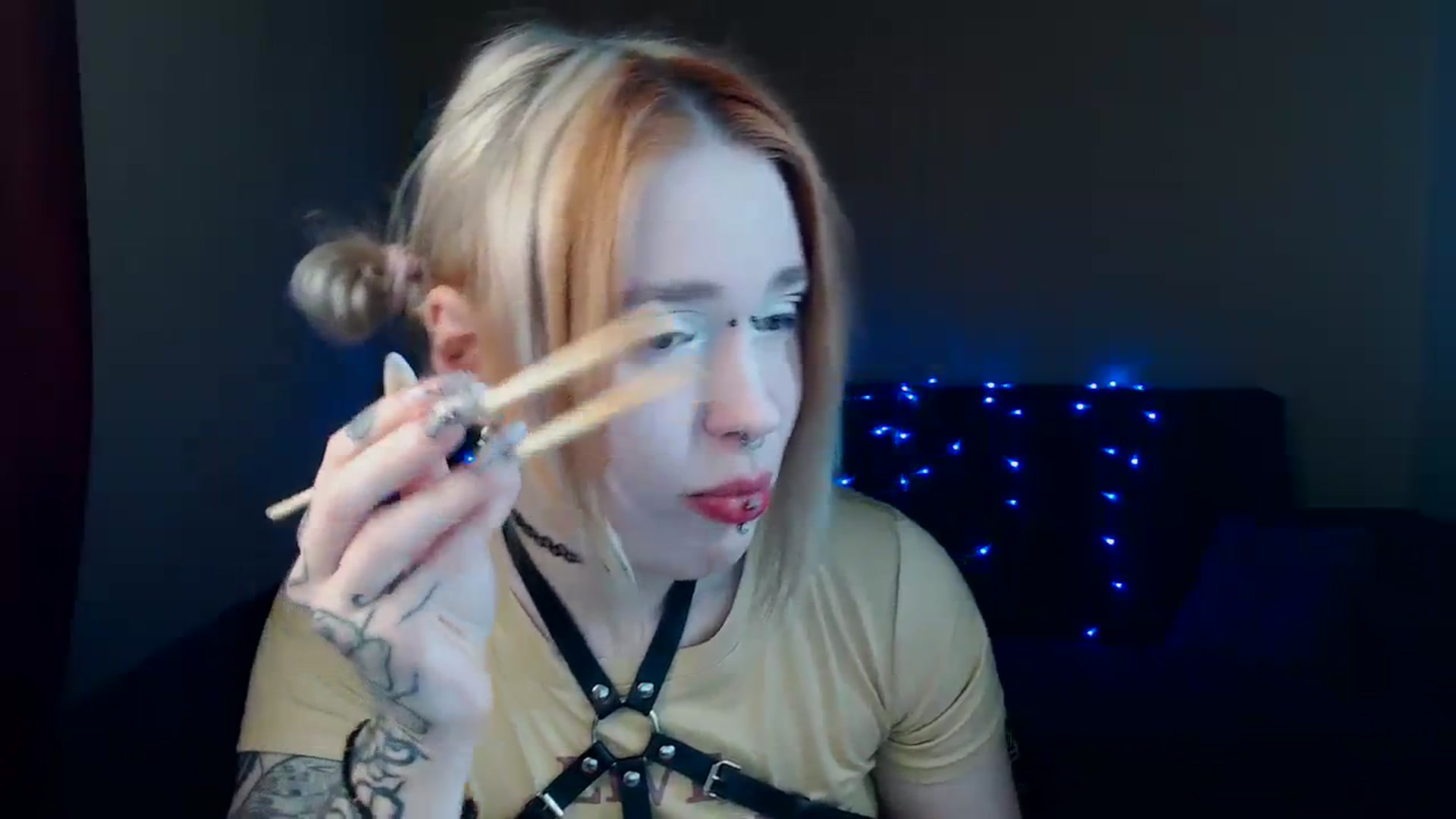 Gallery image thumbnail from Killinna's myfreecams stream on, 03/09/2024, 15:10 image 11 of 20