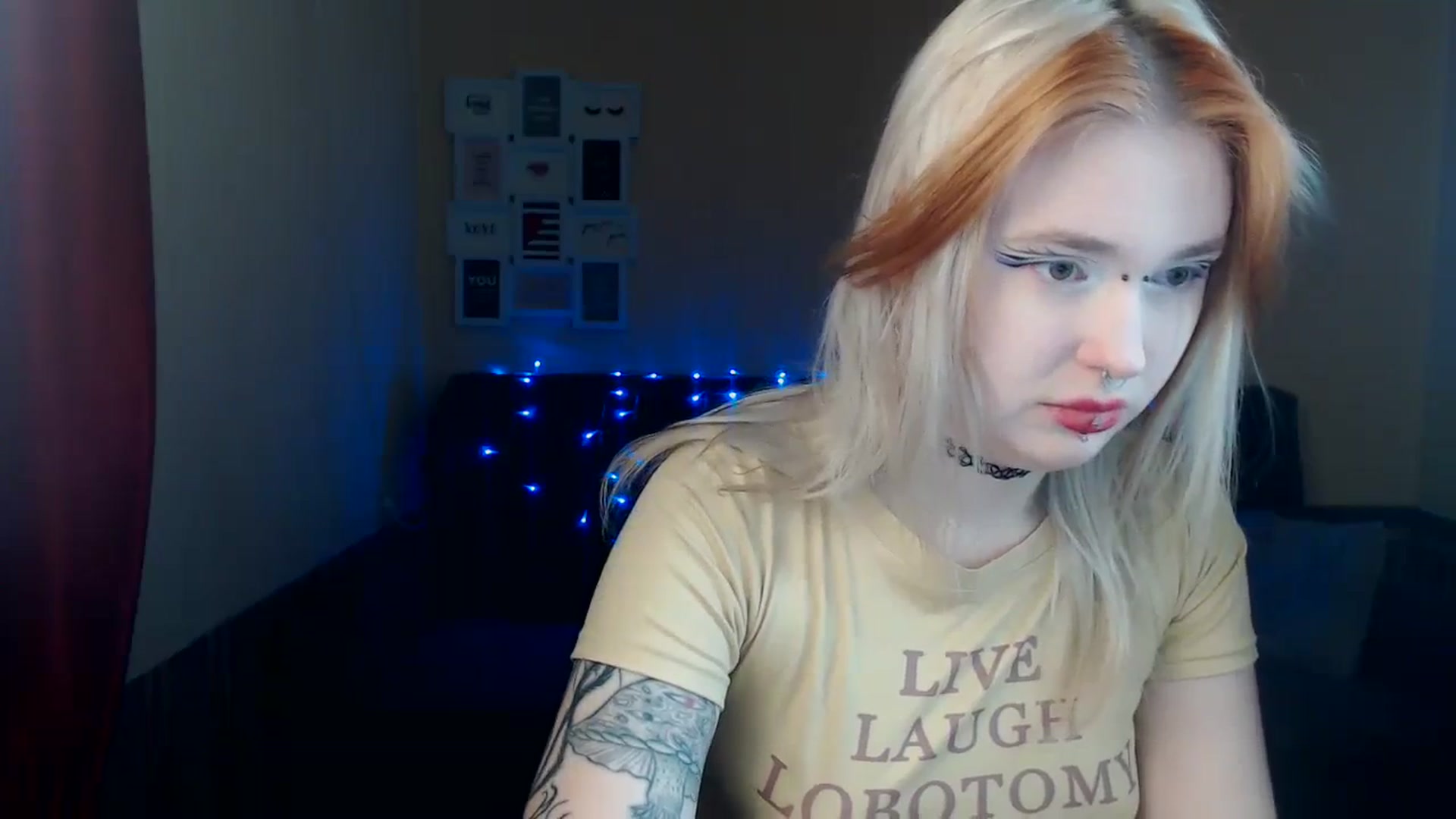 Gallery image thumbnail from Killinna's myfreecams stream on, 03/09/2024, 16:46 image 15 of 20