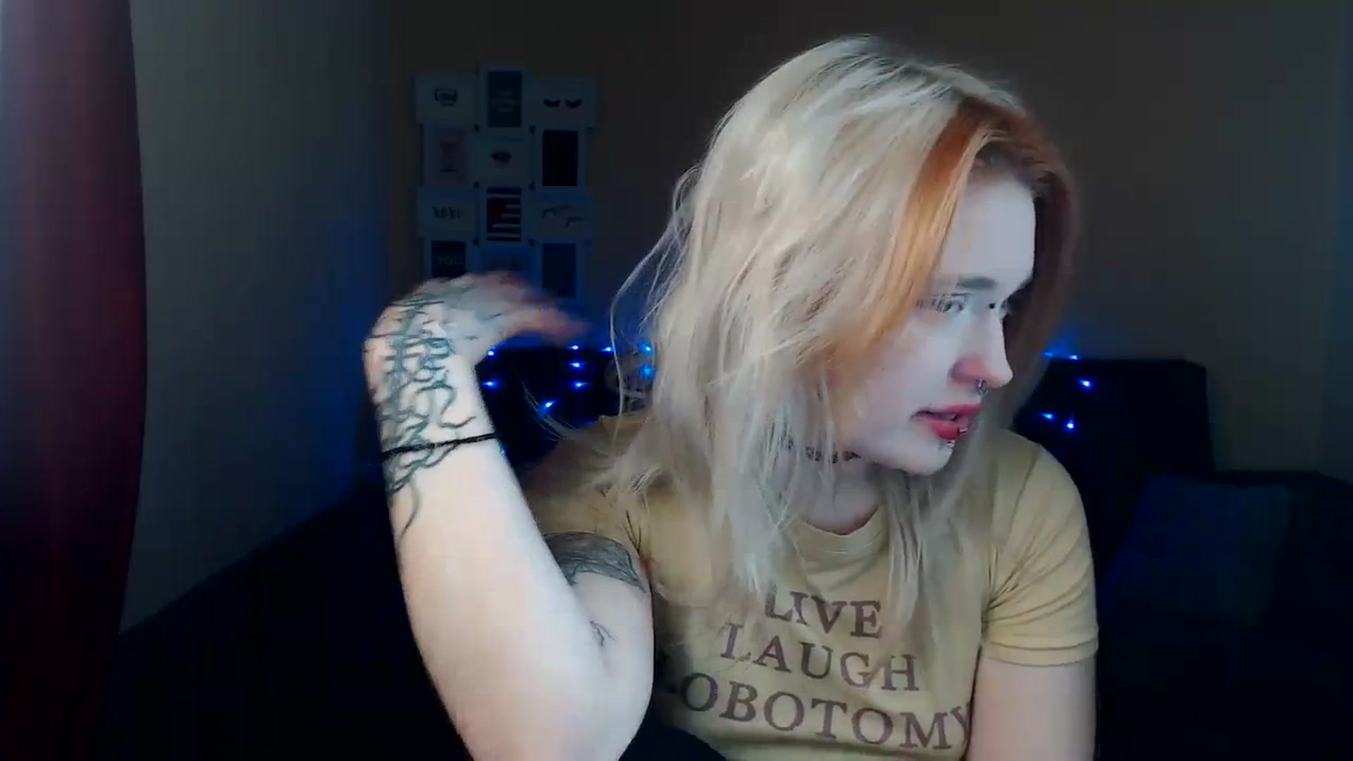 Gallery image thumbnail from Killinna's myfreecams stream on, 03/09/2024, 16:46 image 17 of 20