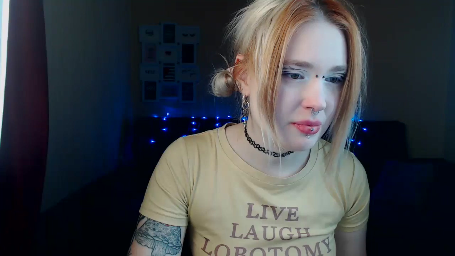 Gallery image thumbnail from Killinna's myfreecams stream on, 03/09/2024, 16:46 image 5 of 20