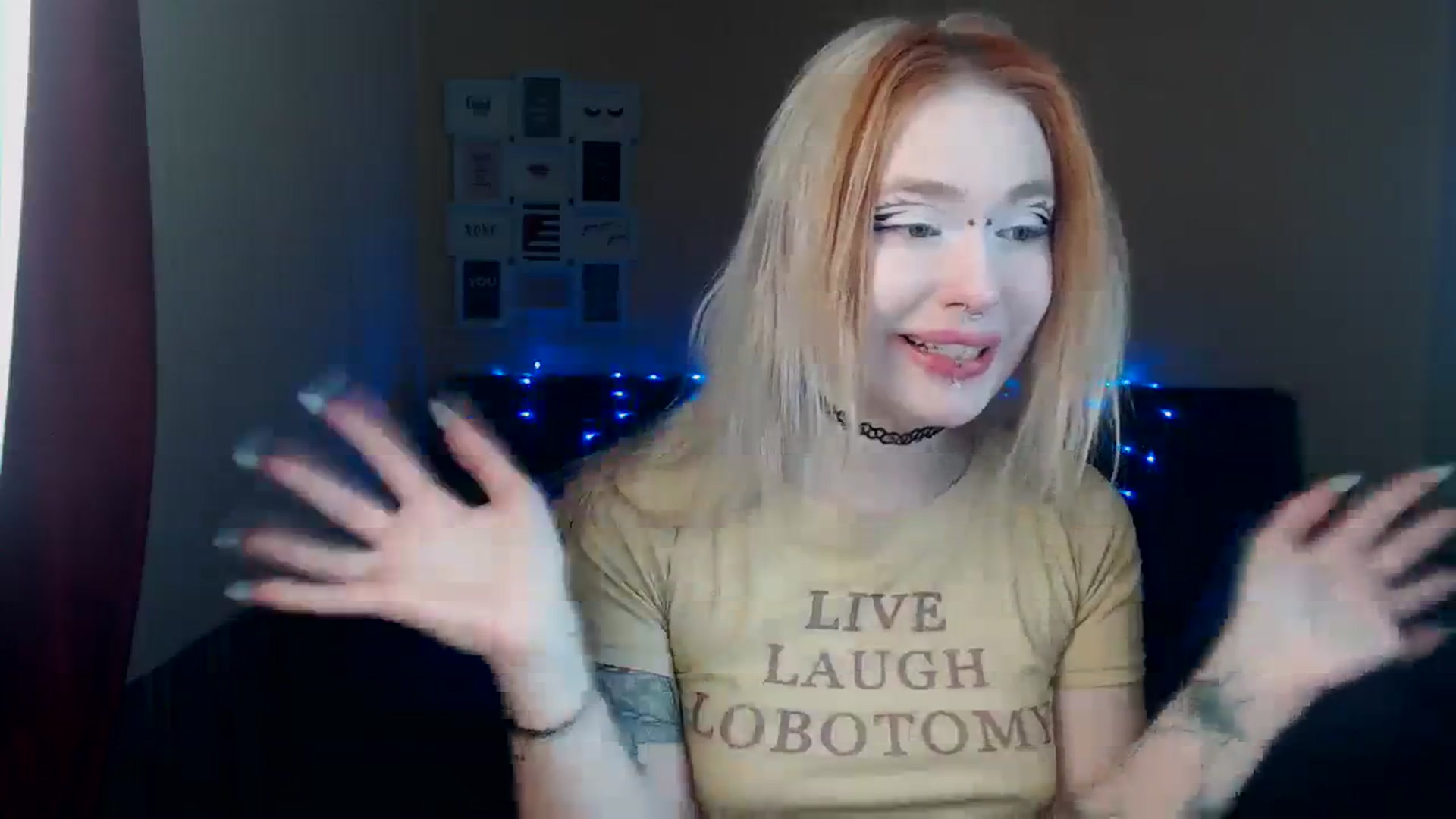 Gallery image thumbnail from Killinna's myfreecams stream on, 03/09/2024, 16:46 image 12 of 20