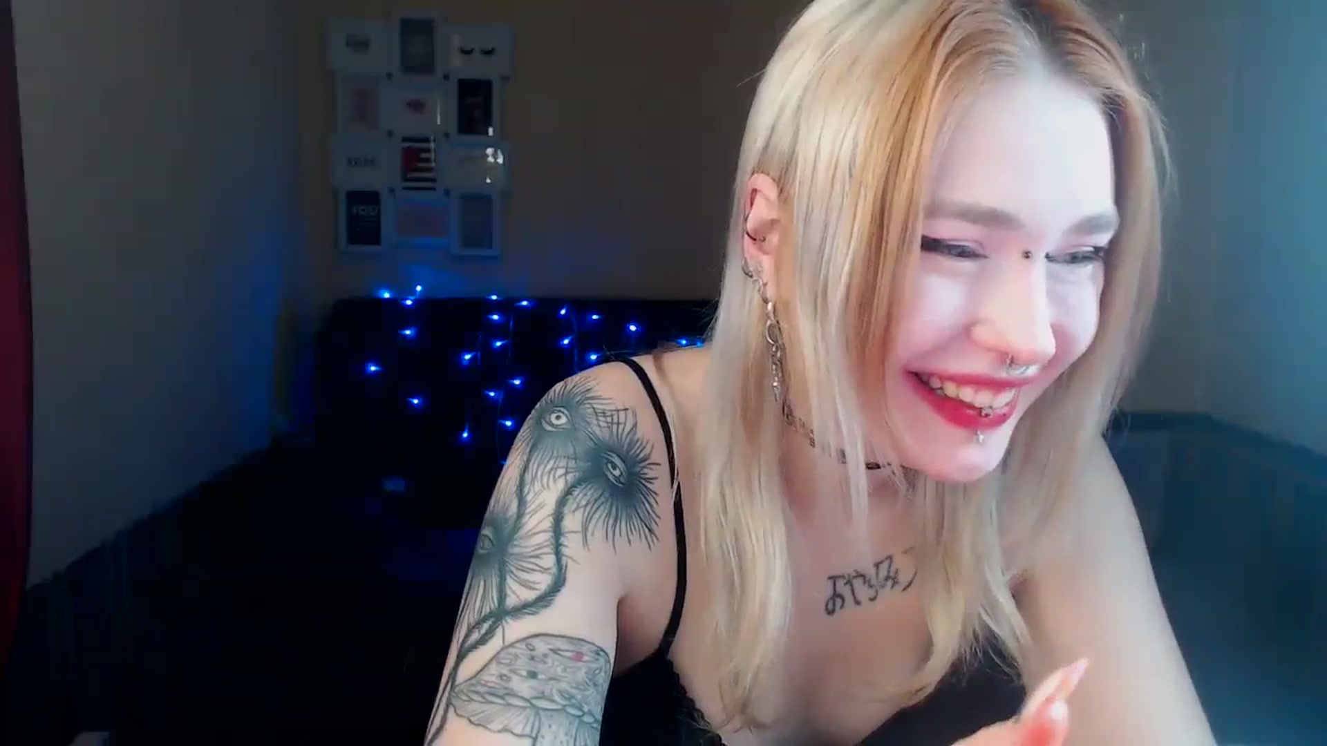 Gallery image thumbnail from Killinna's myfreecams stream on, 03/10/2024, 14:51 image 3 of 20