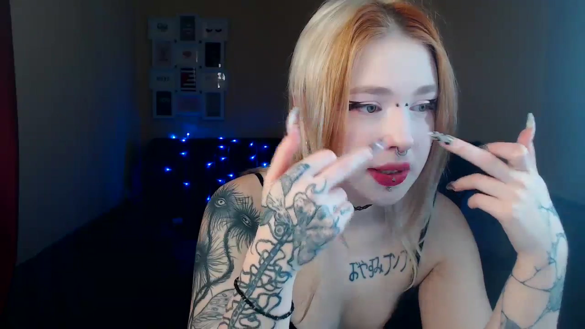 Gallery image thumbnail from Killinna's myfreecams stream on, 03/10/2024, 14:51 image 2 of 20