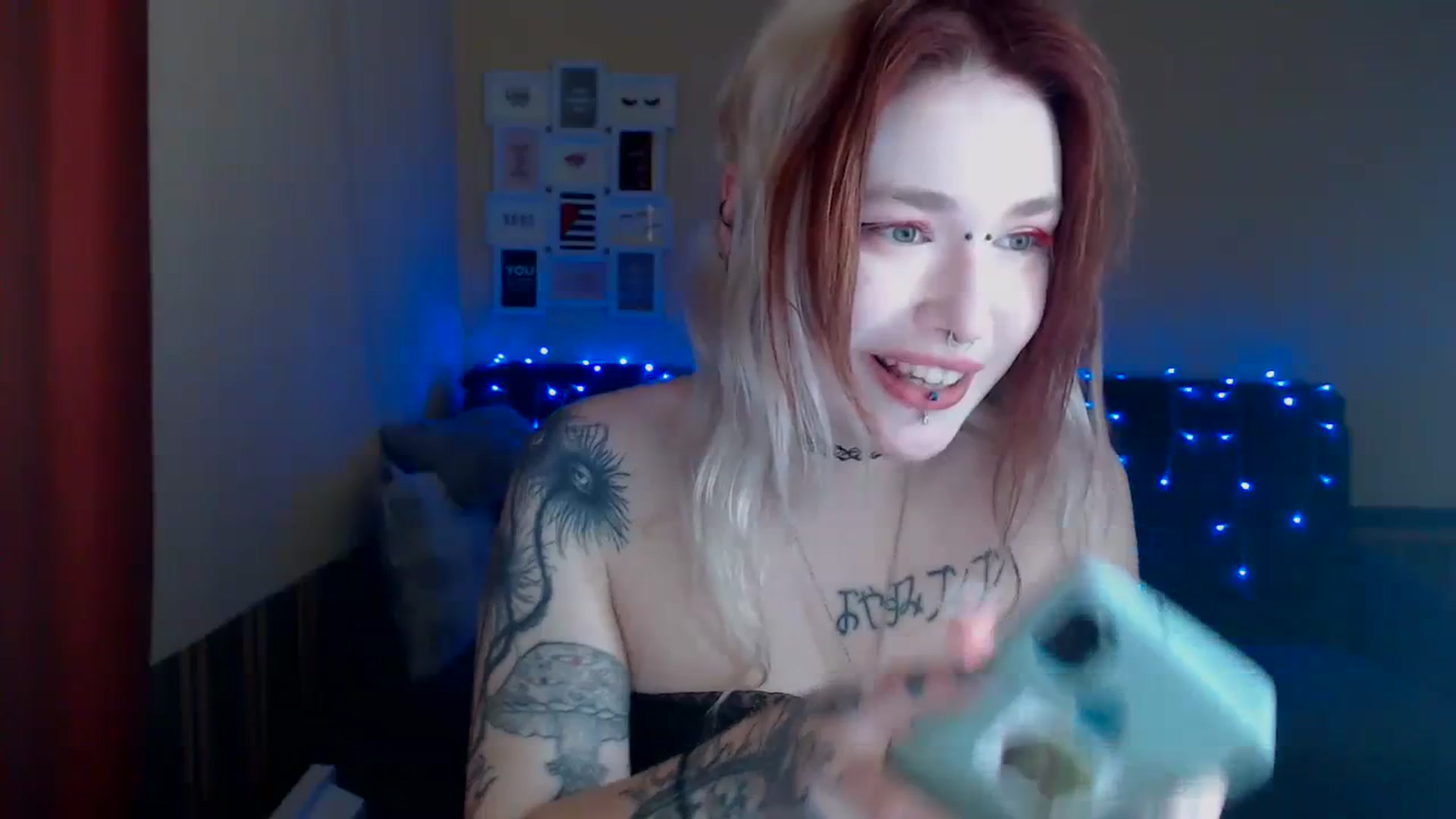 Gallery image thumbnail from Killinna's myfreecams stream on, 03/16/2024, 15:39 image 9 of 20