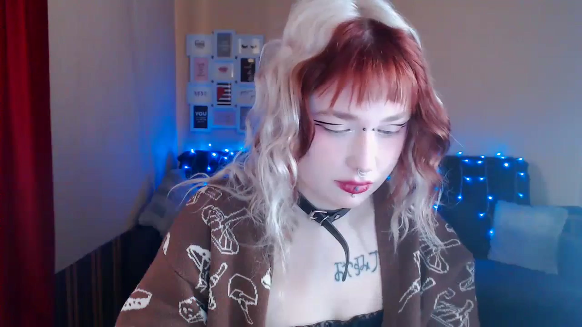 Gallery image thumbnail from Killinna's myfreecams stream on, 03/19/2024, 15:25 image 3 of 20