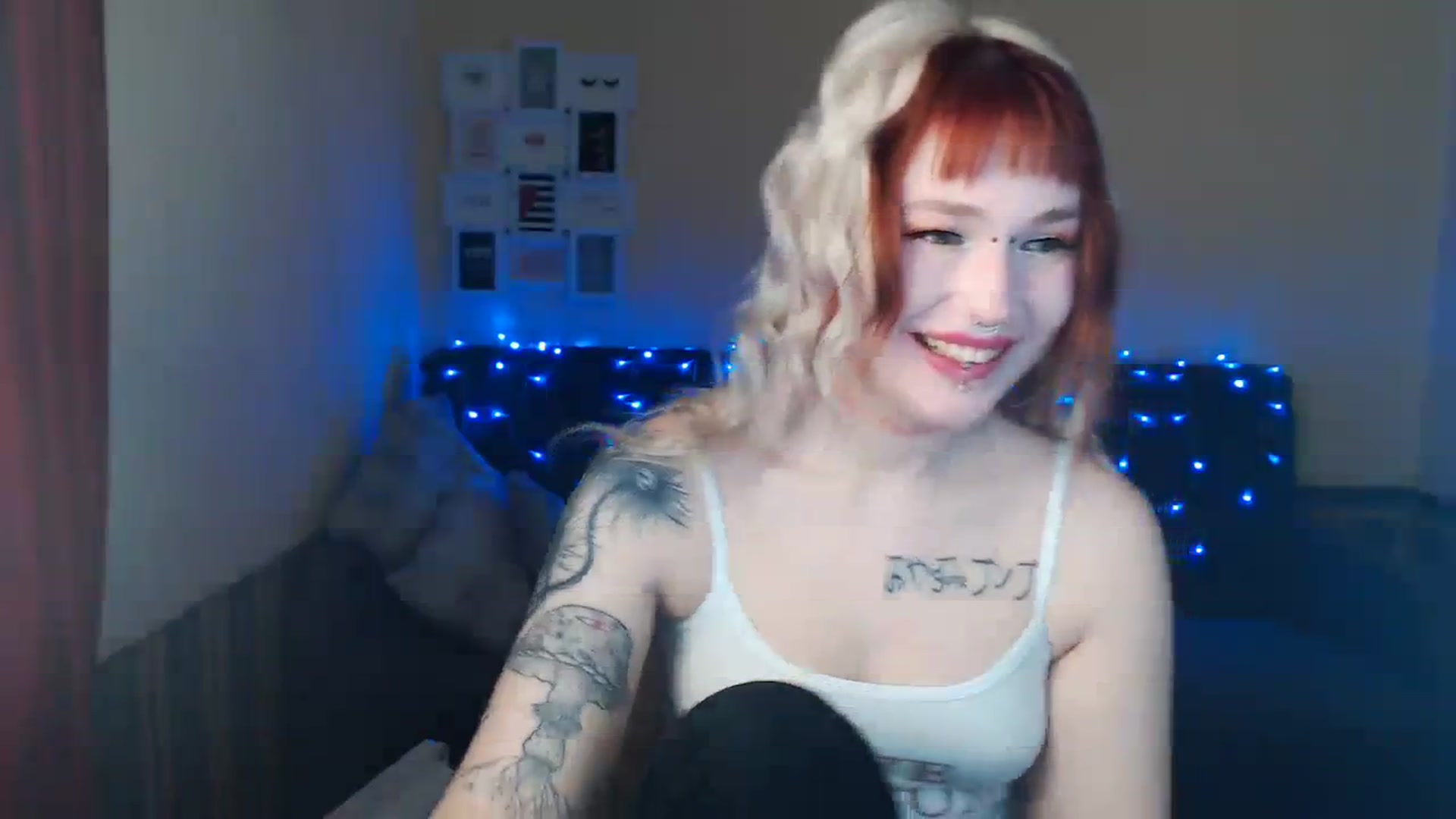 Gallery image thumbnail from Killinna's myfreecams stream on, 03/20/2024, 15:20 image 3 of 20