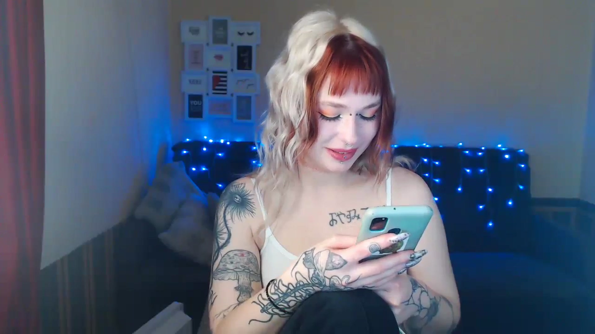 Gallery image thumbnail from Killinna's myfreecams stream on, 03/20/2024, 15:20 image 5 of 20