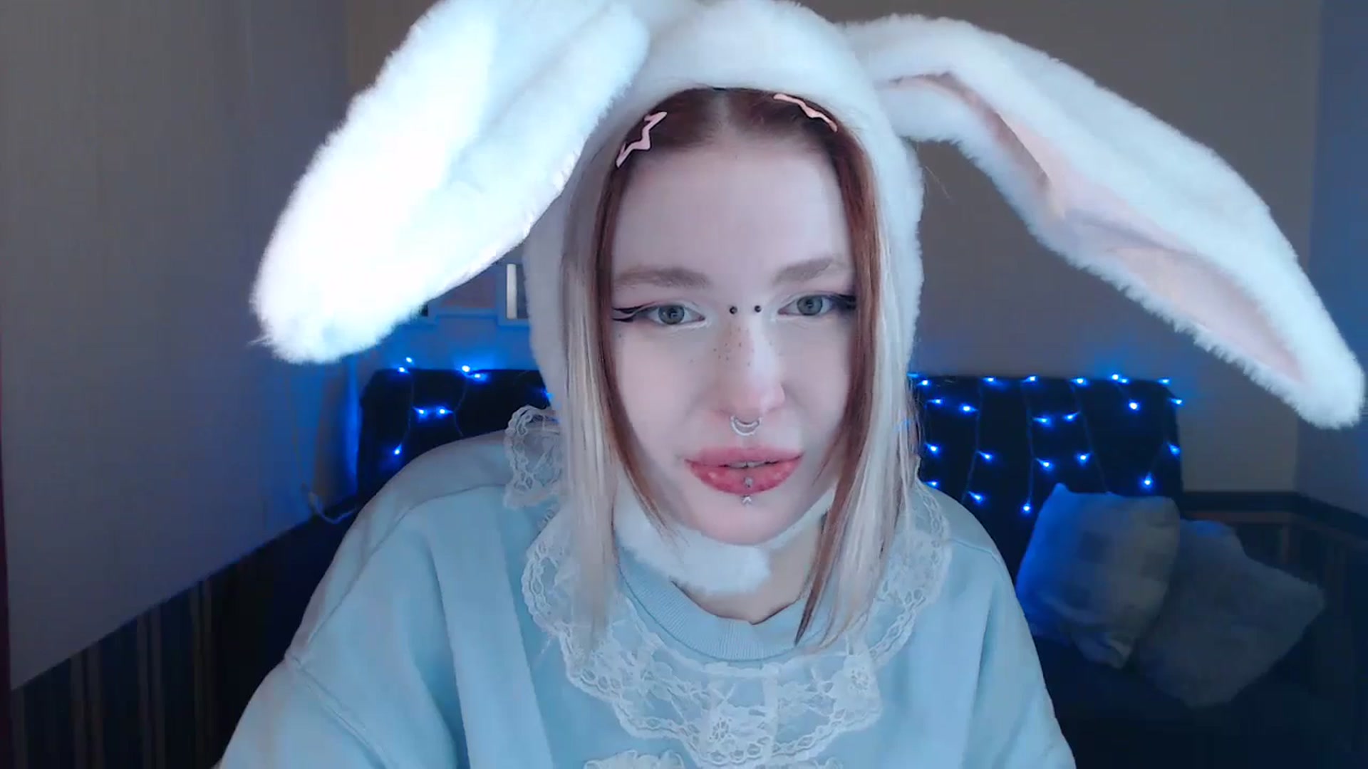 Gallery image thumbnail from Killinna's myfreecams stream on, 03/31/2024, 13:36 image 8 of 20