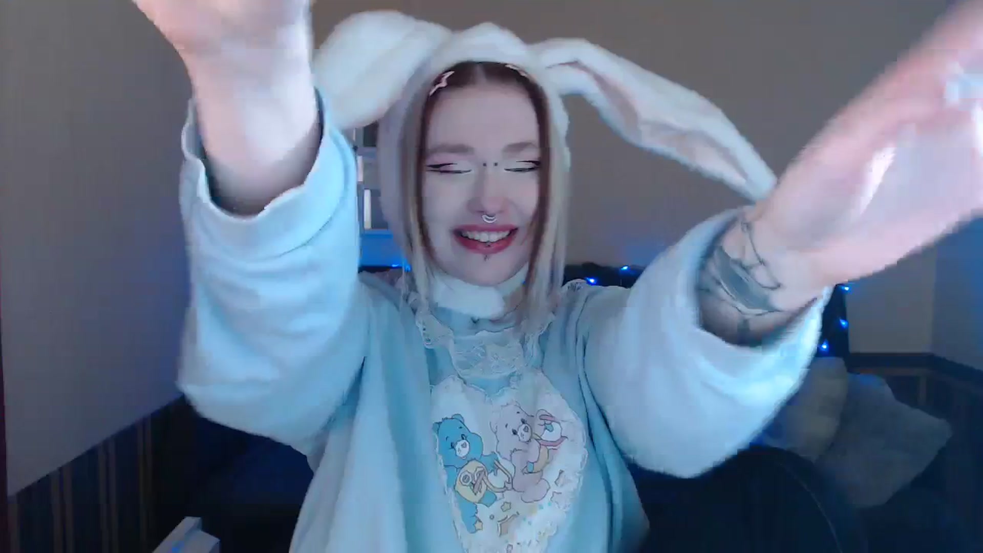 Gallery image thumbnail from Killinna's myfreecams stream on, 03/31/2024, 13:36 image 5 of 20