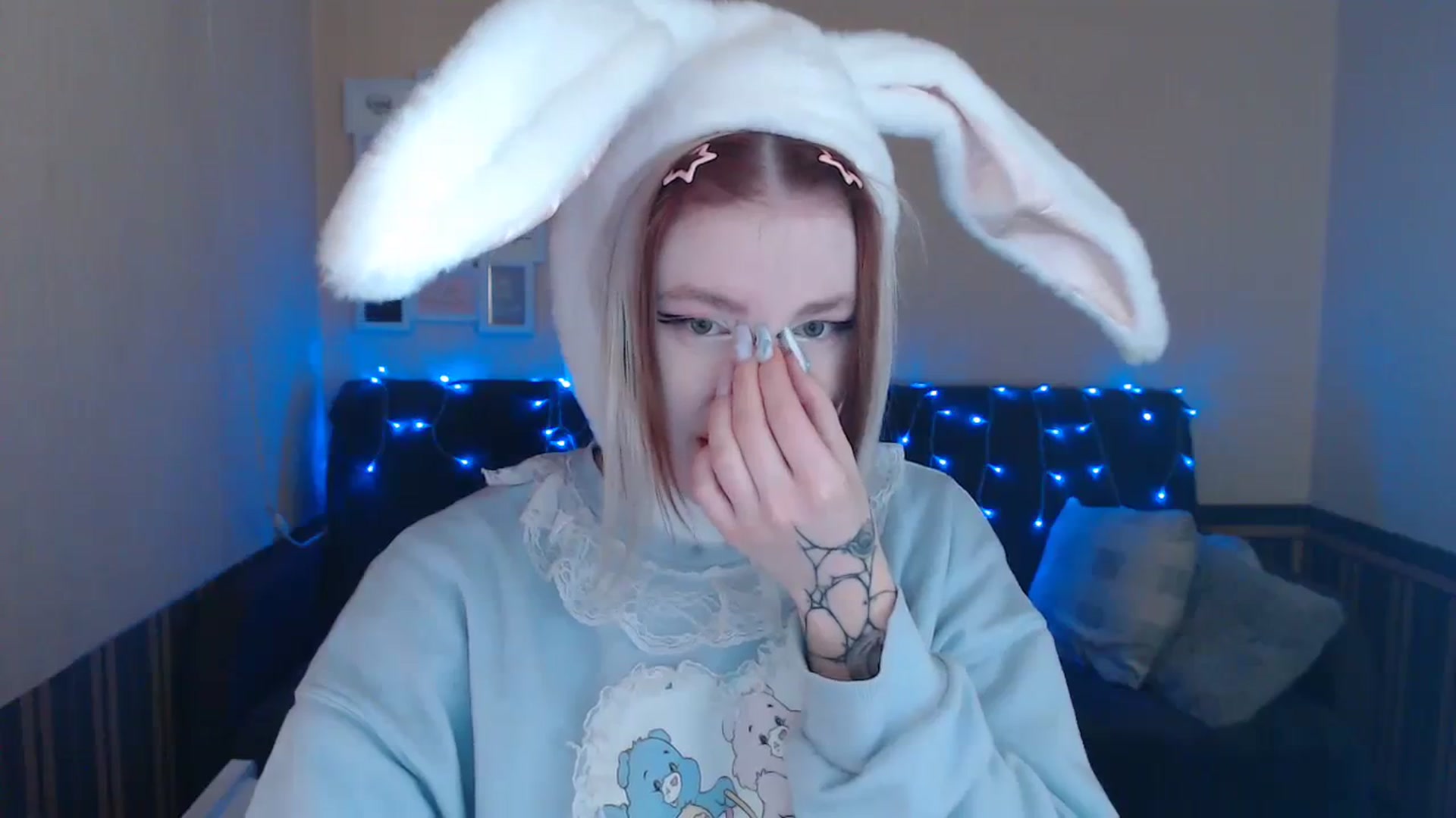 Gallery image thumbnail from Killinna's myfreecams stream on, 03/31/2024, 13:36 image 14 of 20