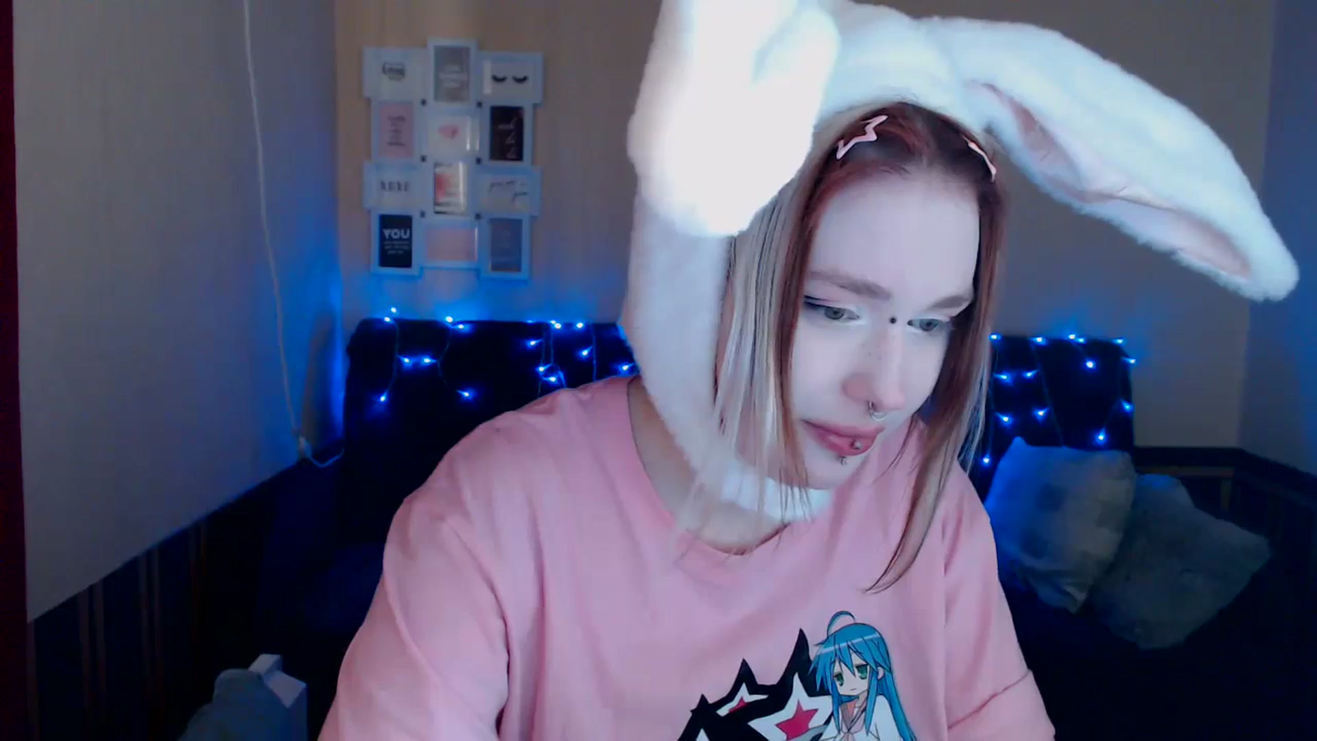 Gallery image thumbnail from Killinna's myfreecams stream on, 03/31/2024, 14:34 image 16 of 20