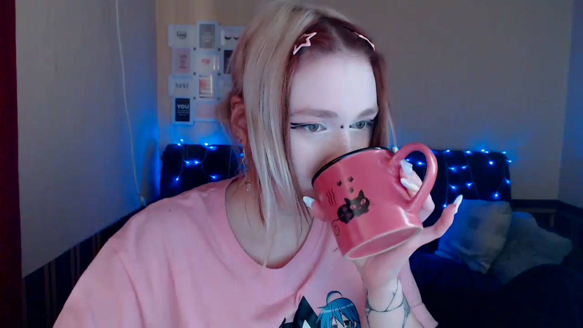 Gallery image thumbnail from Killinna's myfreecams stream on, 03/31/2024, 14:34 image 10 of 20