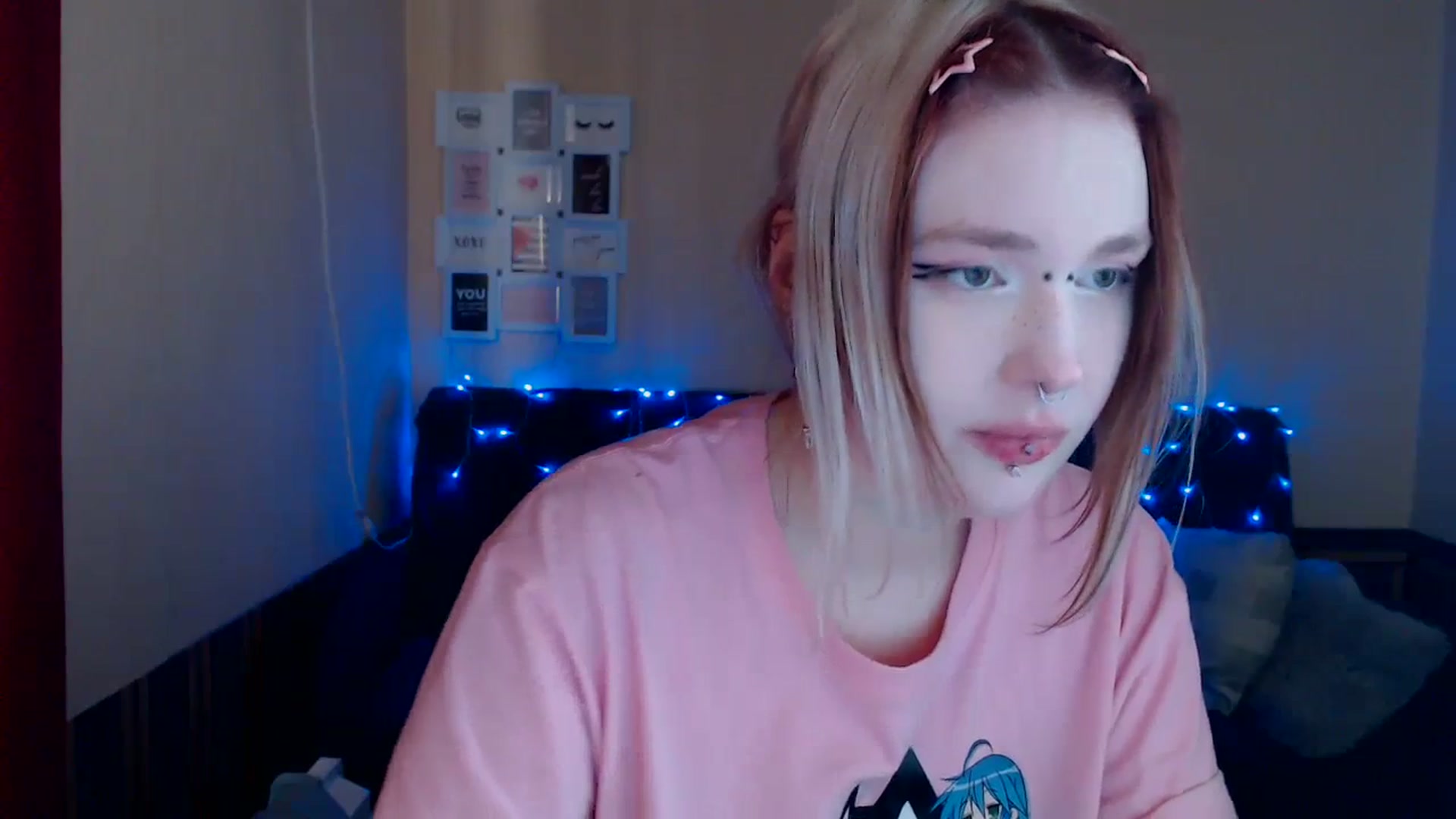 Gallery image thumbnail from Killinna's myfreecams stream on, 03/31/2024, 14:34 image 5 of 20