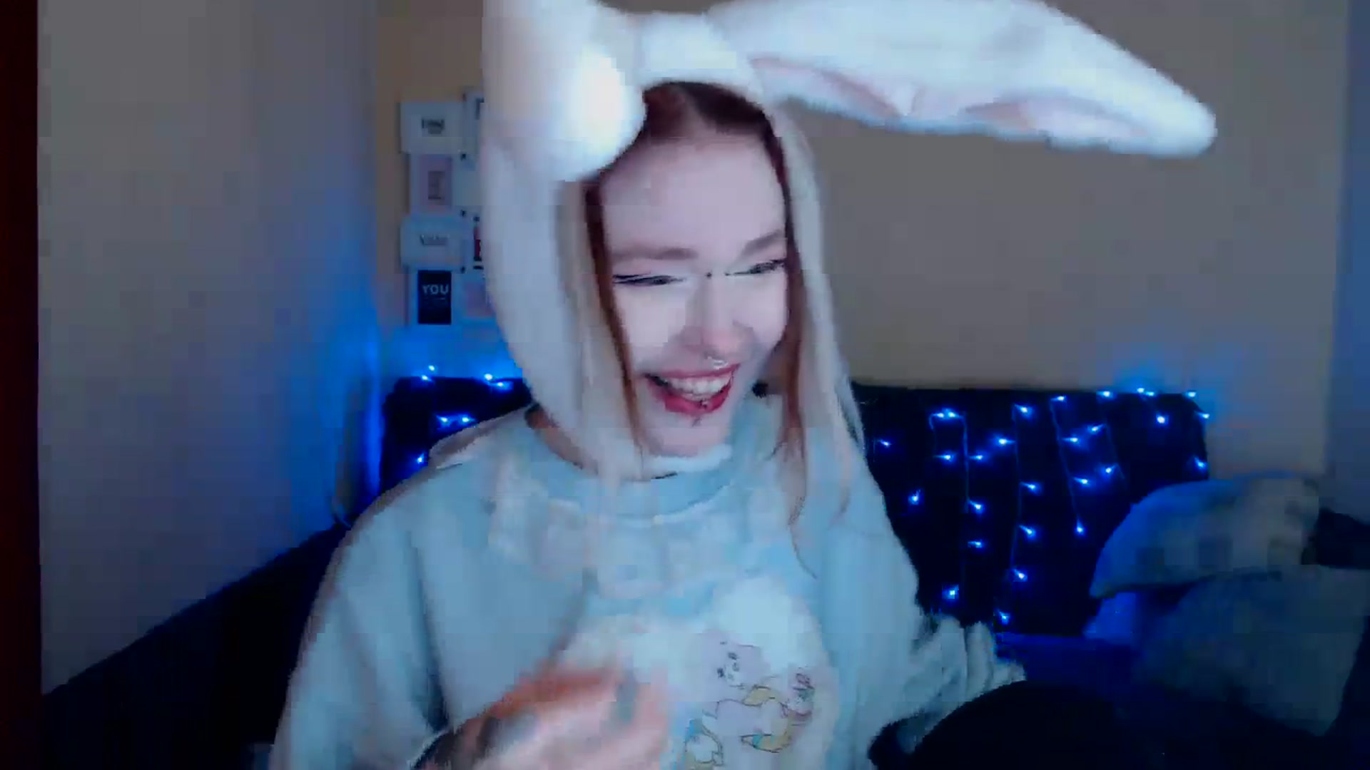 Gallery image thumbnail from Killinna's myfreecams stream on, 03/31/2024, 16:44 image 6 of 20