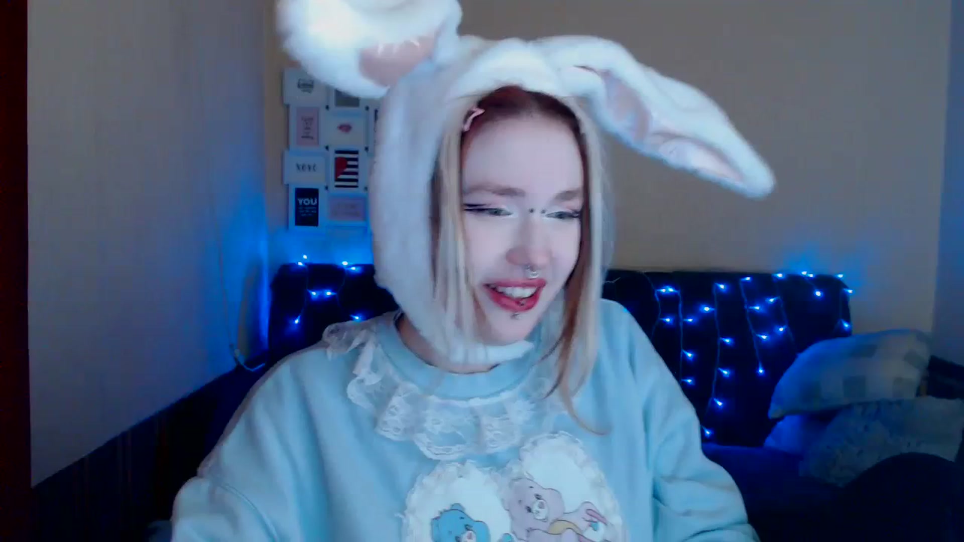 Gallery image thumbnail from Killinna's myfreecams stream on, 03/31/2024, 16:44 image 9 of 20