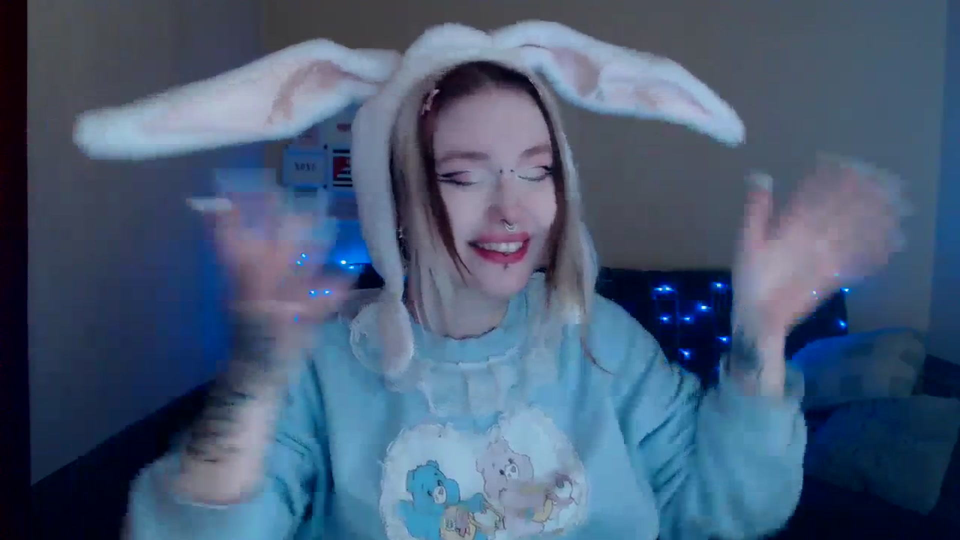 Gallery image thumbnail from Killinna's myfreecams stream on, 03/31/2024, 16:44 image 15 of 20