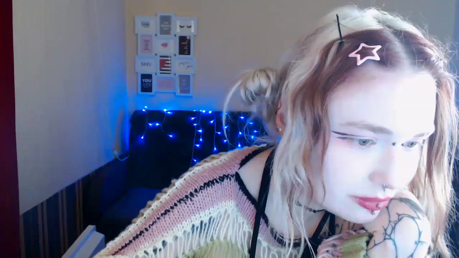 Gallery image thumbnail from Killinna's myfreecams stream on, 04/02/2024, 16:40 image 14 of 20