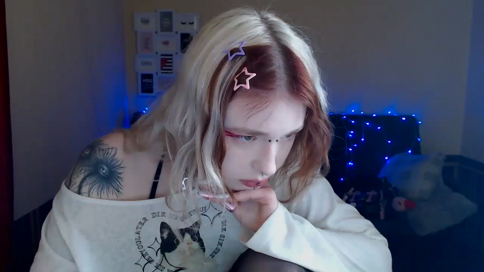 Gallery image thumbnail from Killinna's myfreecams stream on, 04/04/2024, 14:03 image 19 of 20