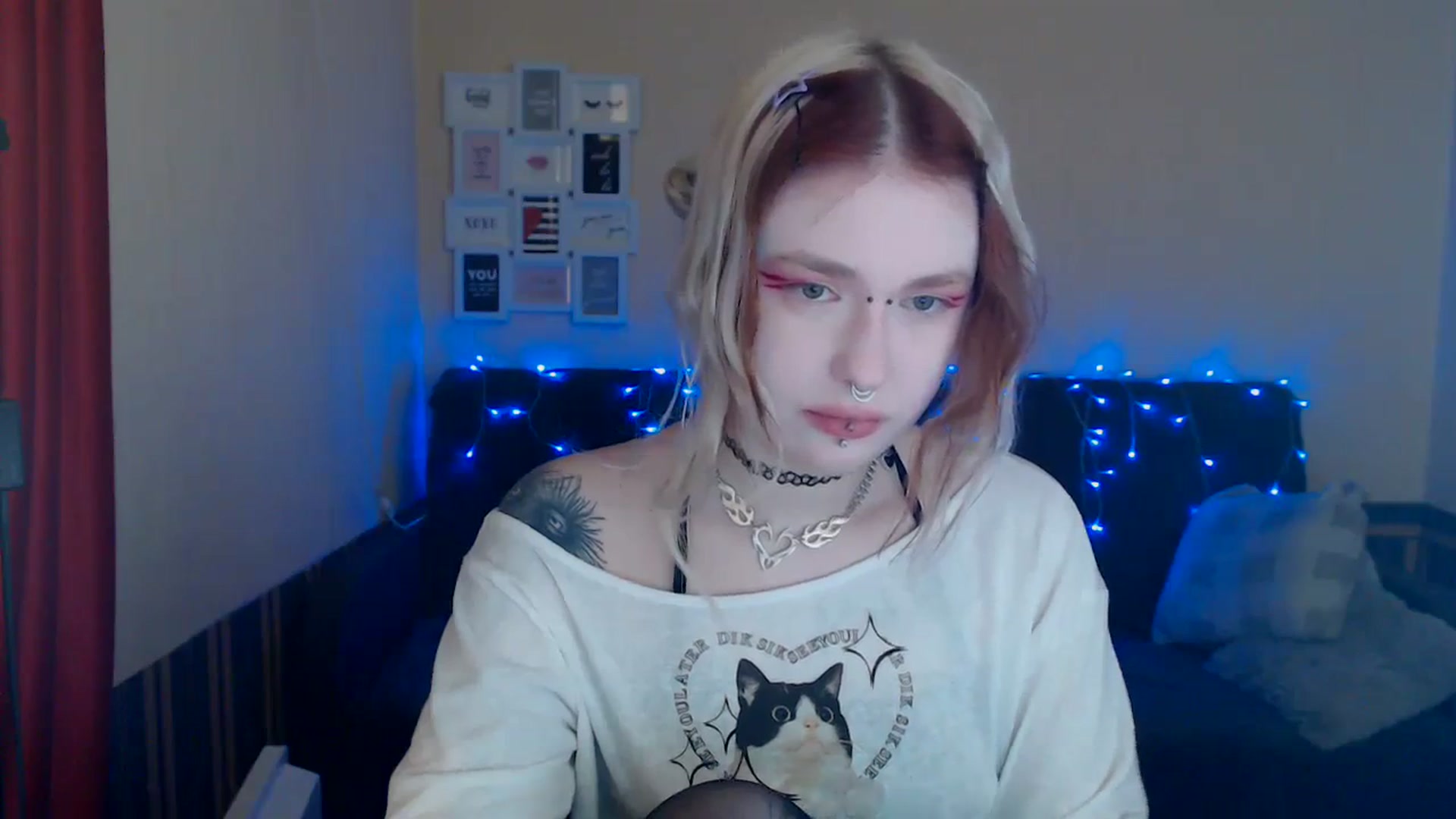 Gallery image thumbnail from Killinna's myfreecams stream on, 04/04/2024, 16:17 image 6 of 20