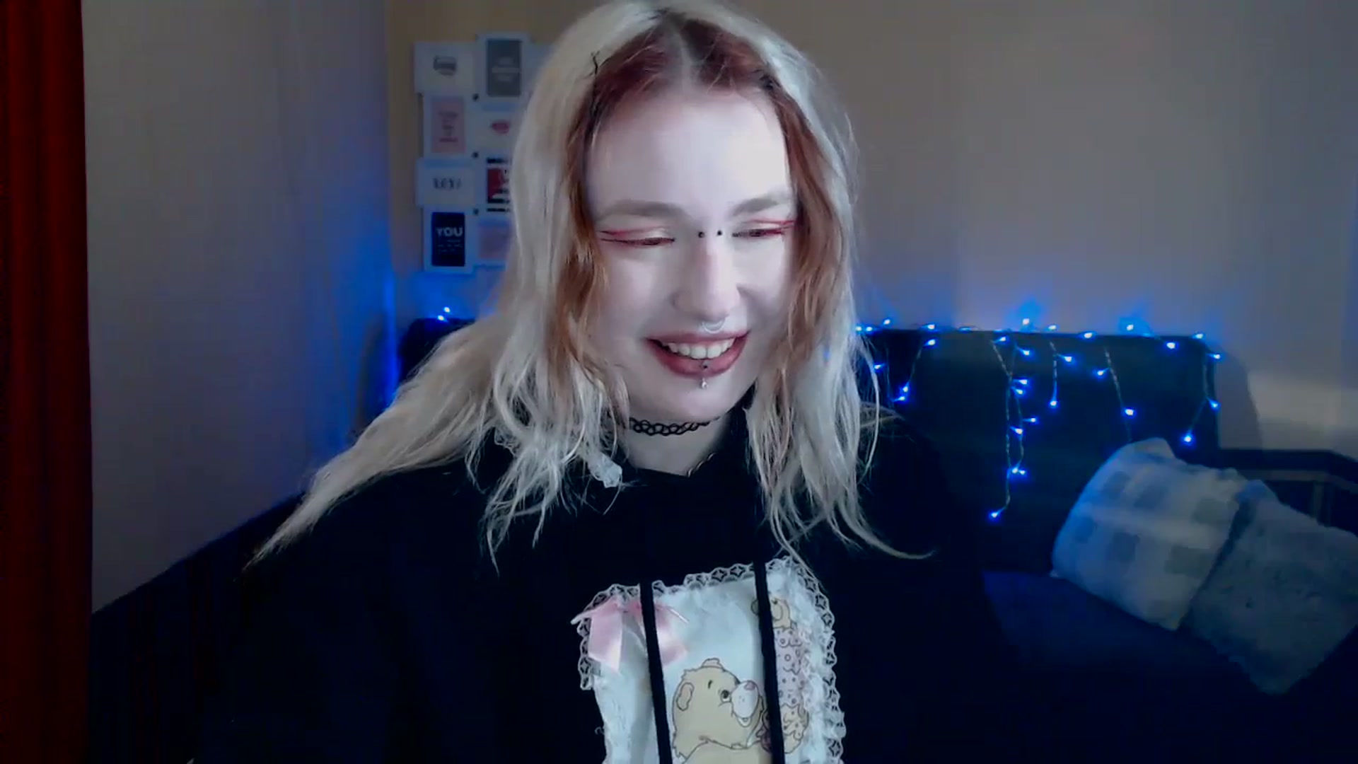 Gallery image thumbnail from Killinna's myfreecams stream on, 04/05/2024, 15:04 image 9 of 20