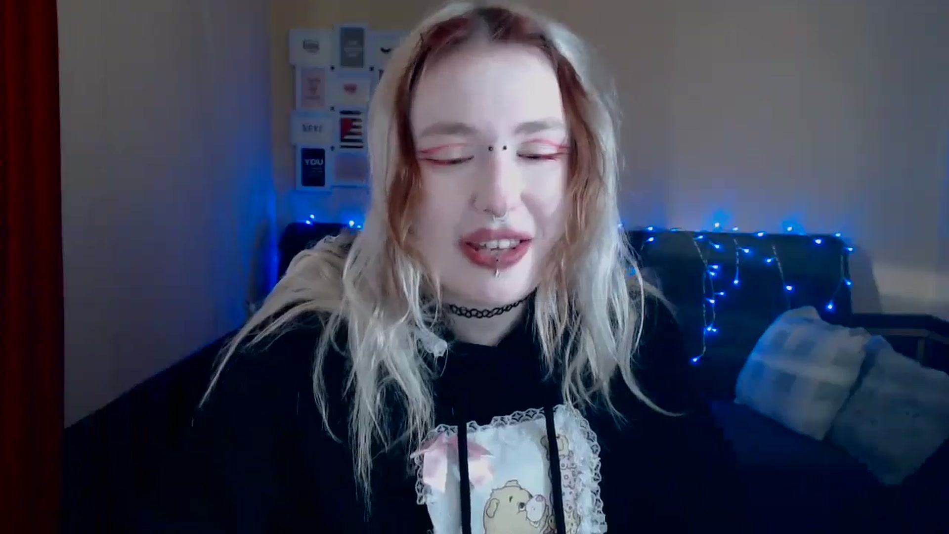 Gallery image thumbnail from Killinna's myfreecams stream on, 04/05/2024, 15:04 image 8 of 20