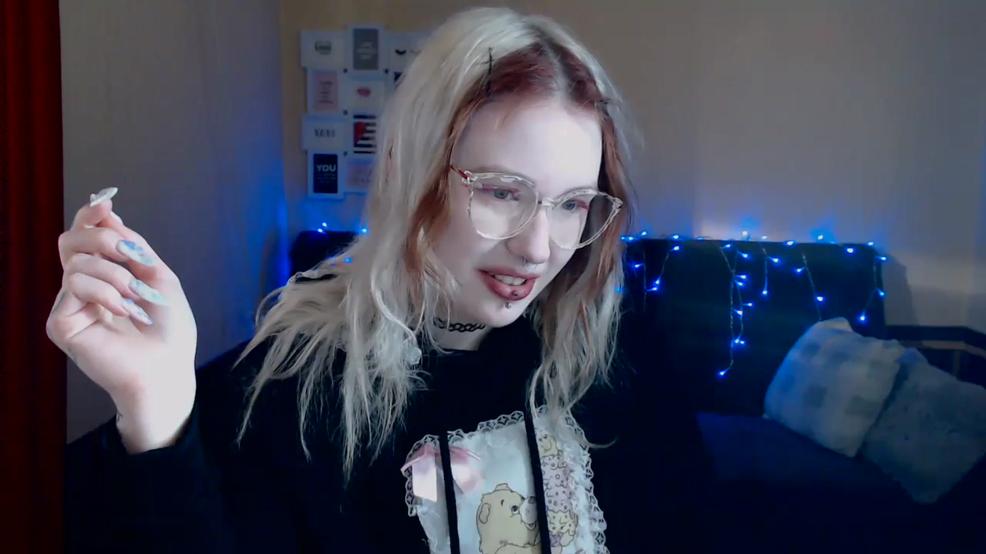 Gallery image thumbnail from Killinna's myfreecams stream on, 04/05/2024, 15:04 image 18 of 20