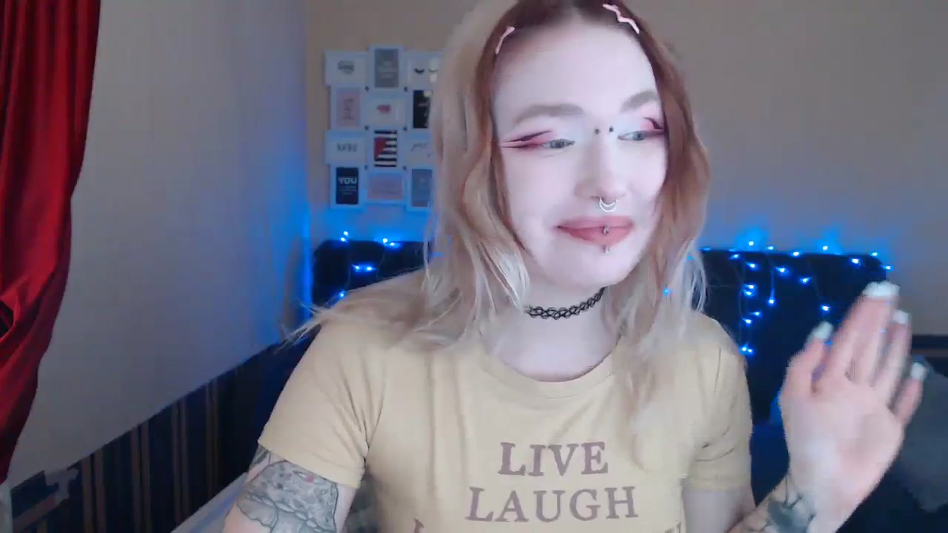Gallery image thumbnail from Killinna's myfreecams stream on, 04/06/2024, 14:22 image 5 of 20