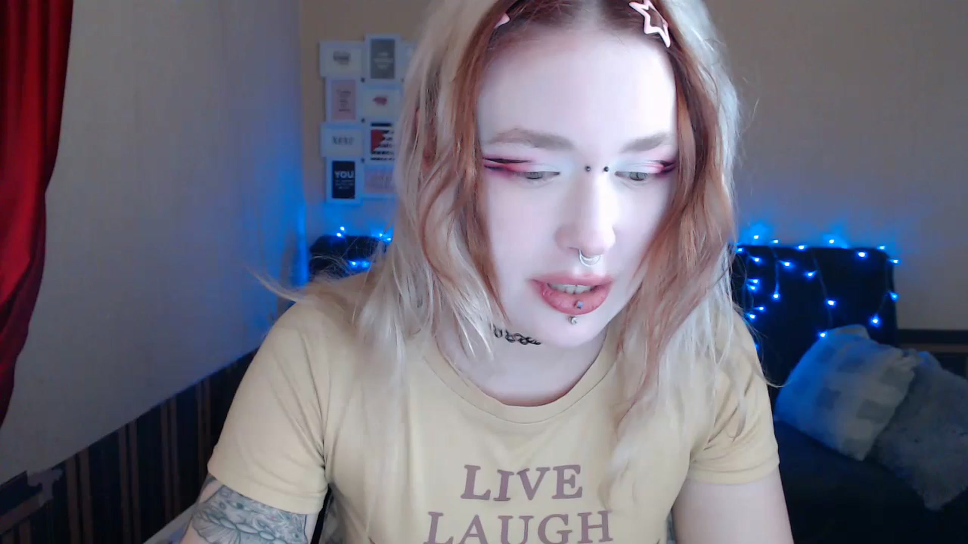 Gallery image thumbnail from Killinna's myfreecams stream on, 04/06/2024, 14:22 image 8 of 20