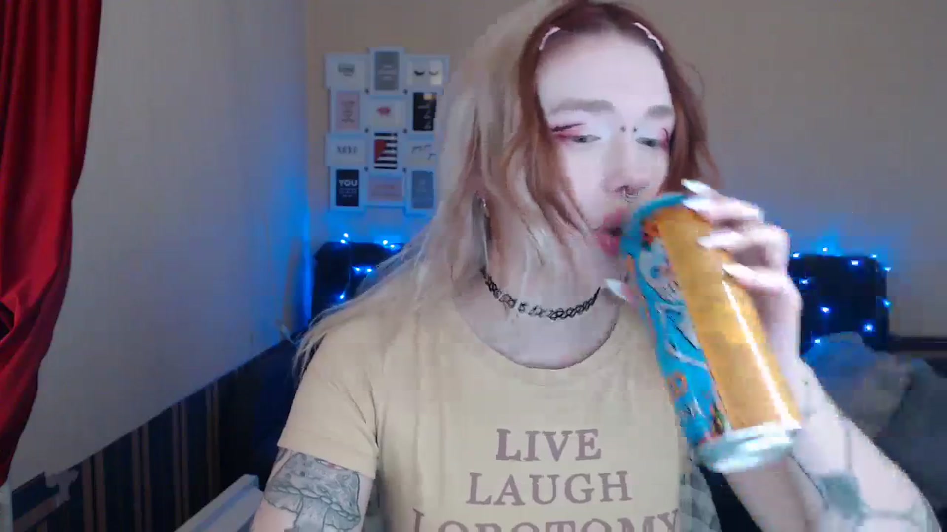 Gallery image thumbnail from Killinna's myfreecams stream on, 04/06/2024, 14:22 image 4 of 20