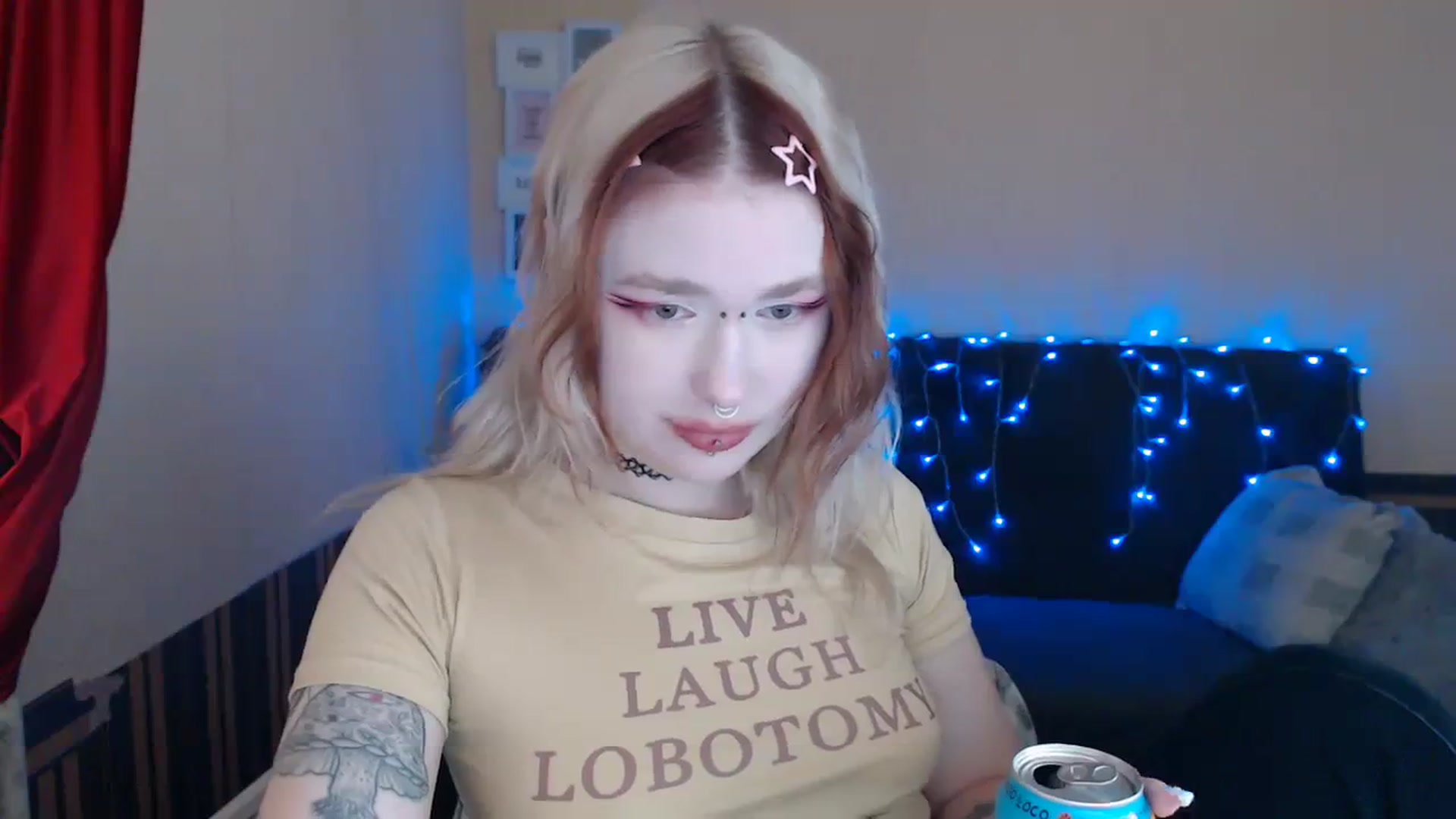 Gallery image thumbnail from Killinna's myfreecams stream on, 04/06/2024, 14:22 image 7 of 20