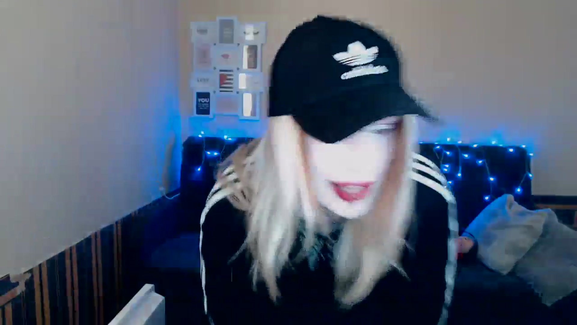 Gallery image thumbnail from Killinna's myfreecams stream on, 04/10/2024, 13:43 image 18 of 20