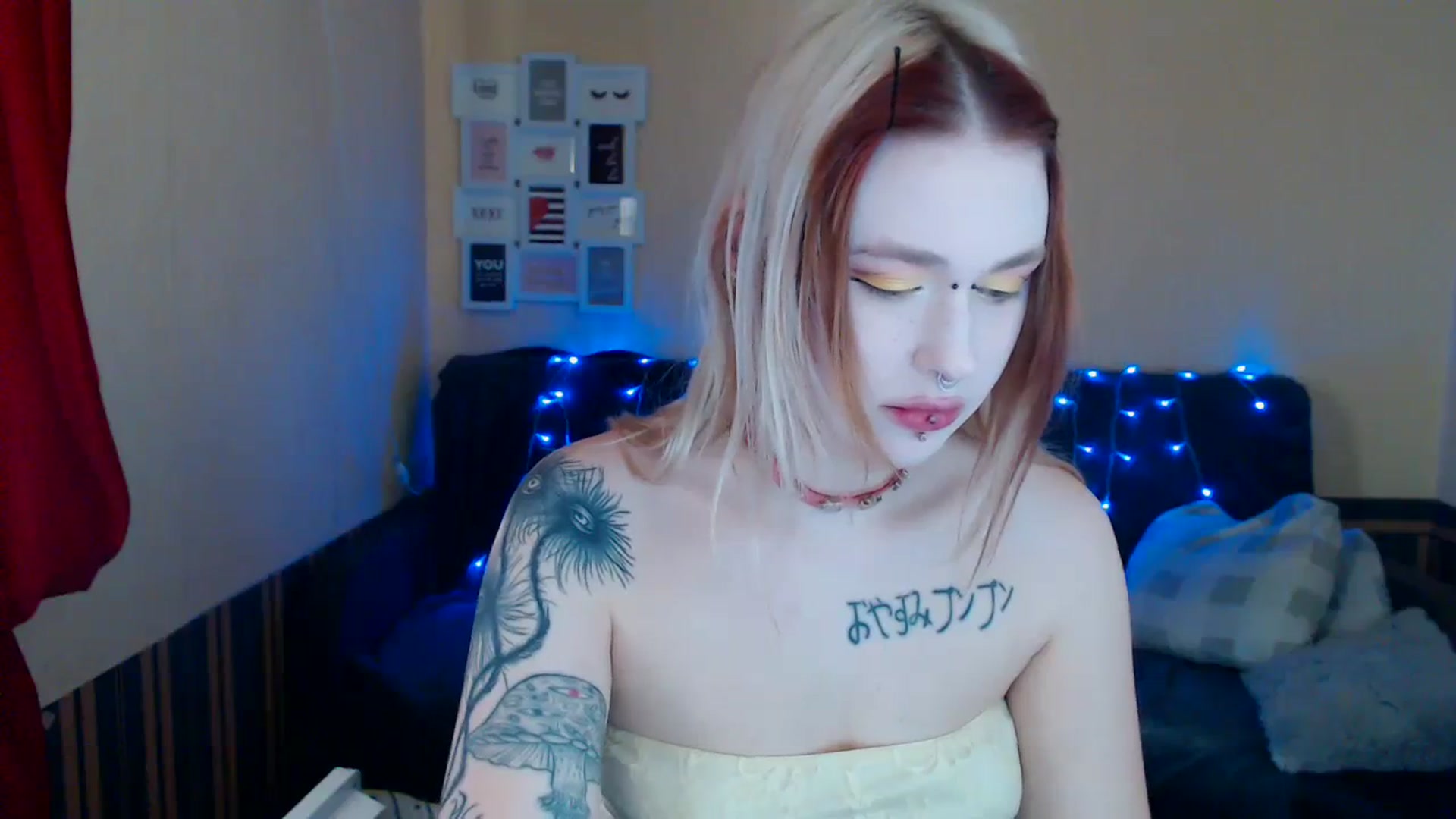 Gallery image thumbnail from Killinna's myfreecams stream on, 04/12/2024, 13:45 image 20 of 20