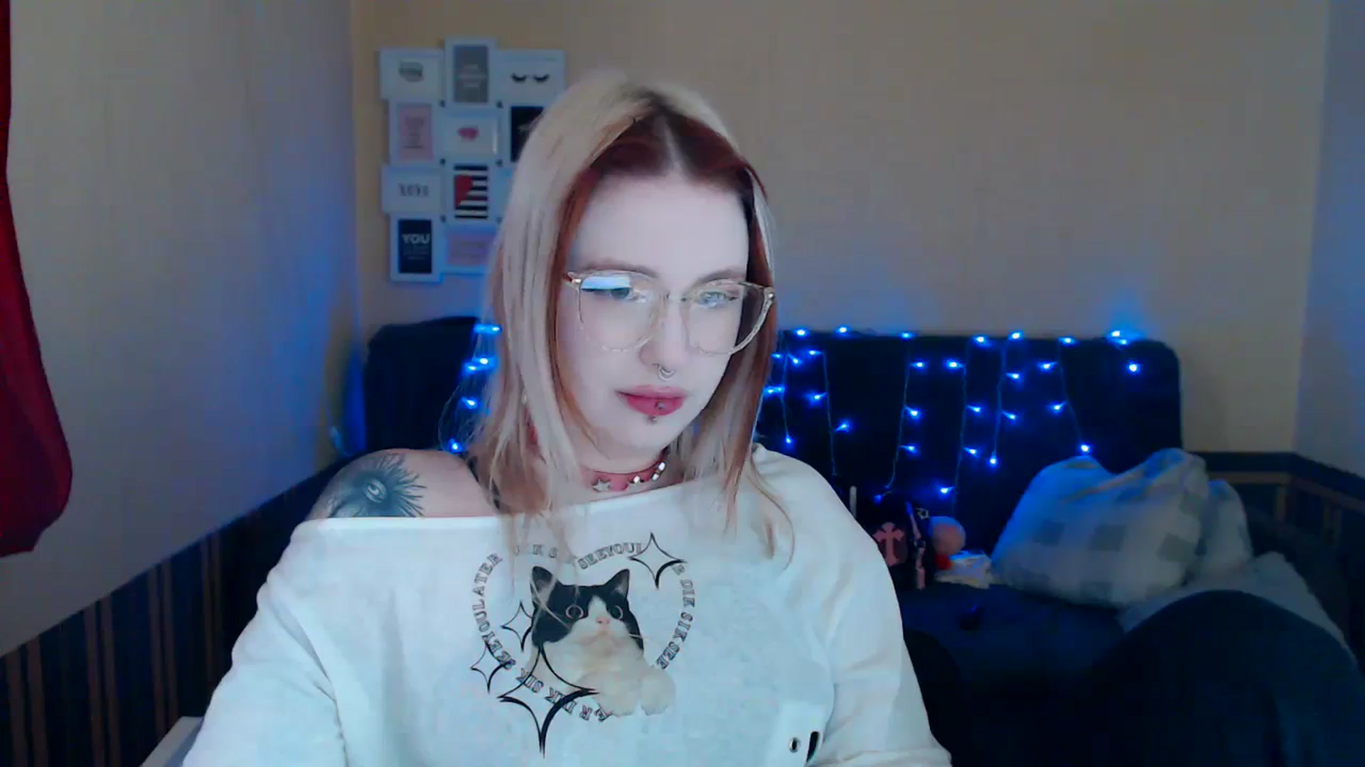 Gallery image thumbnail from Killinna's myfreecams stream on, 04/12/2024, 13:45 image 5 of 20