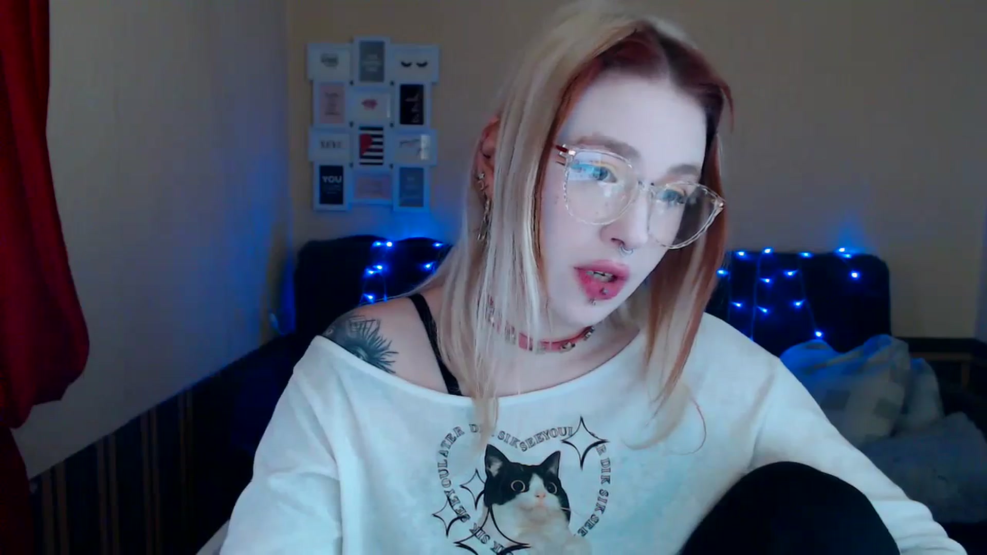 Gallery image thumbnail from Killinna's myfreecams stream on, 04/12/2024, 13:45 image 12 of 20
