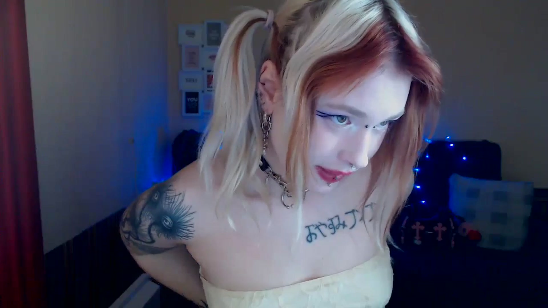 Gallery image thumbnail from Killinna's myfreecams stream on, 04/21/2024, 12:47 image 17 of 20