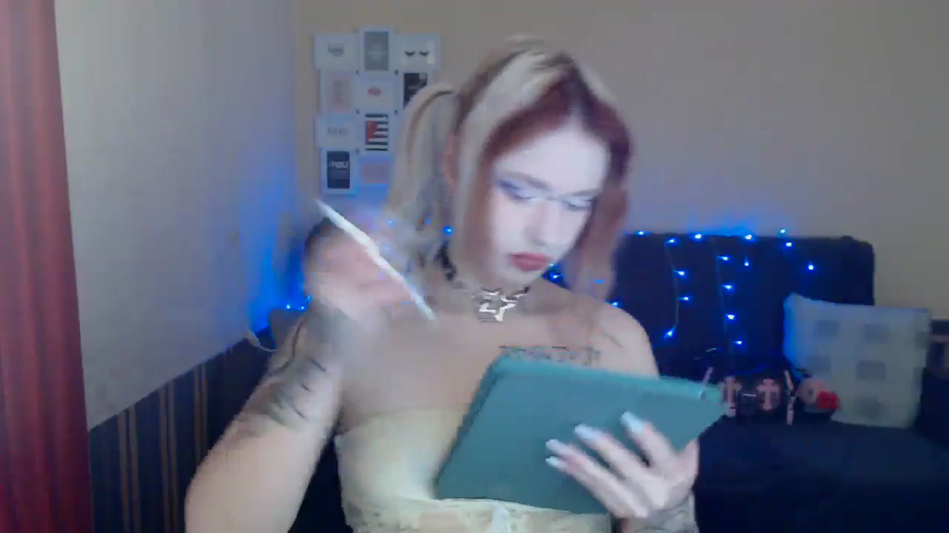 Gallery image thumbnail from Killinna's myfreecams stream on, 04/21/2024, 12:47 image 13 of 20