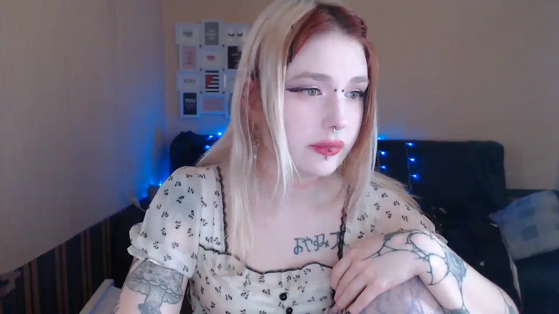 Gallery image thumbnail from Killinna's myfreecams stream on, 04/24/2024, 14:37 image 7 of 20