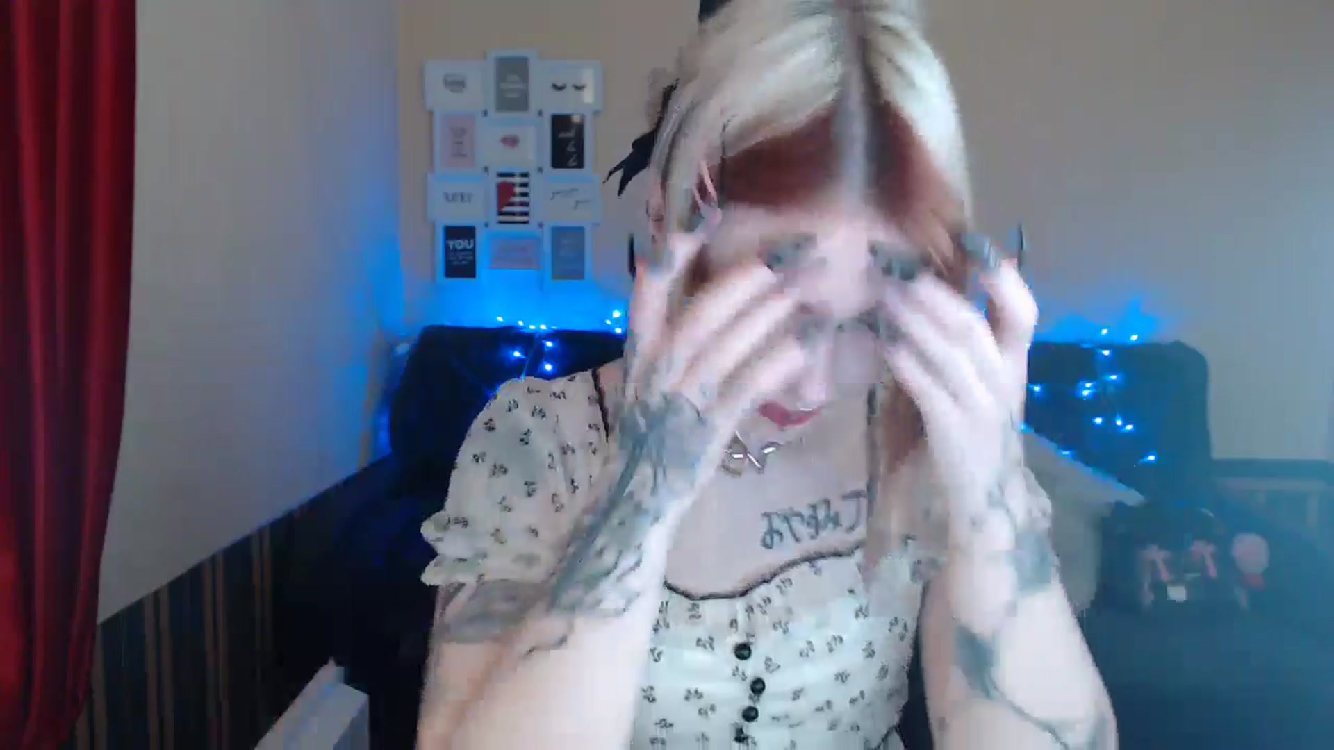 Gallery image thumbnail from Killinna's myfreecams stream on, 04/28/2024, 13:29 image 11 of 20