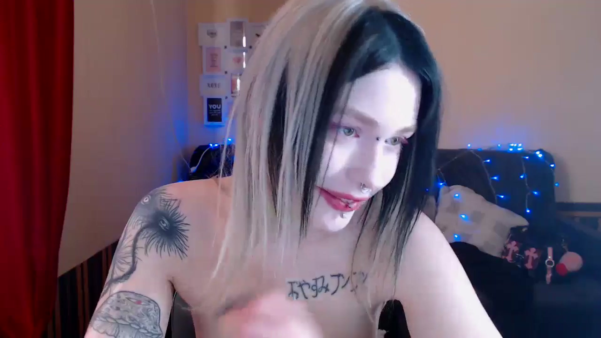 Gallery image thumbnail from Killinna's myfreecams stream on, 05/02/2024, 14:04 image 4 of 20