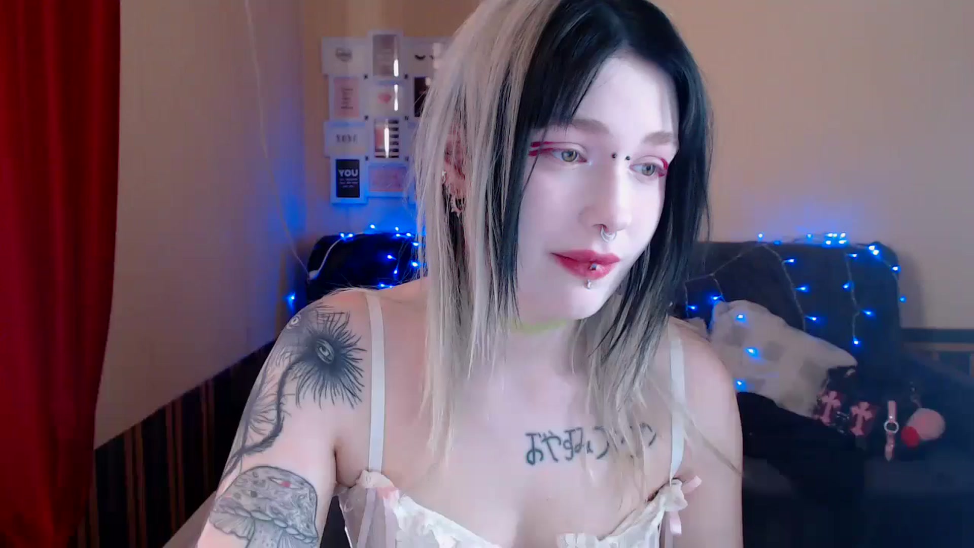 Gallery image thumbnail from Killinna's myfreecams stream on, 05/02/2024, 14:04 image 3 of 20