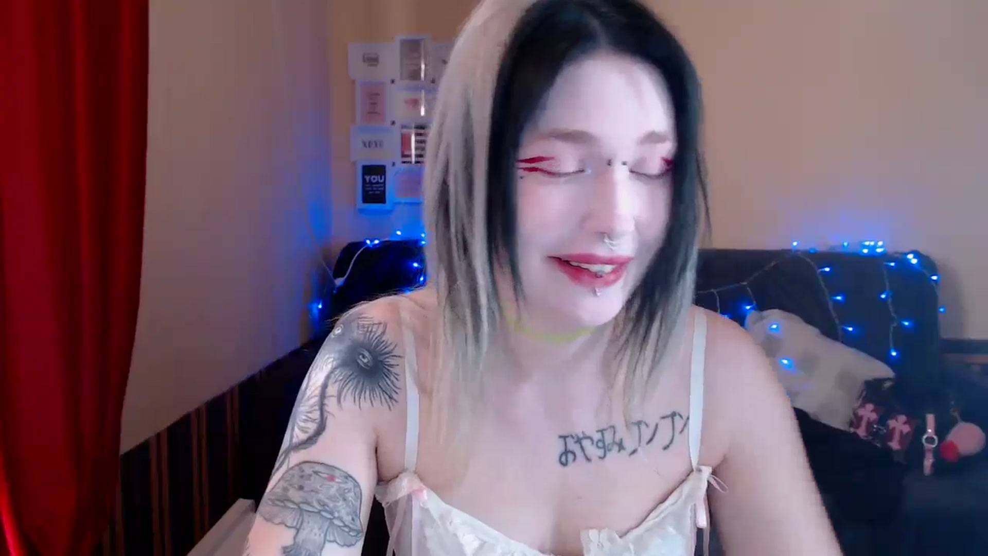Gallery image thumbnail from Killinna's myfreecams stream on, 05/02/2024, 14:04 image 15 of 20