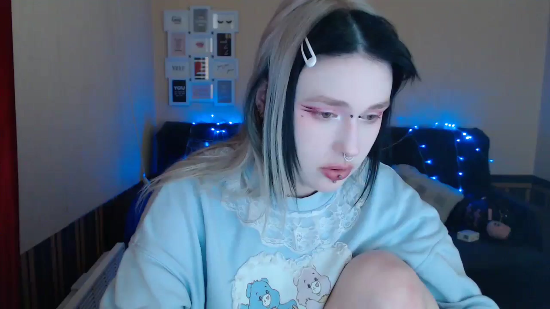 Gallery image thumbnail from Killinna's myfreecams stream on, 05/03/2024, 15:48 image 17 of 20