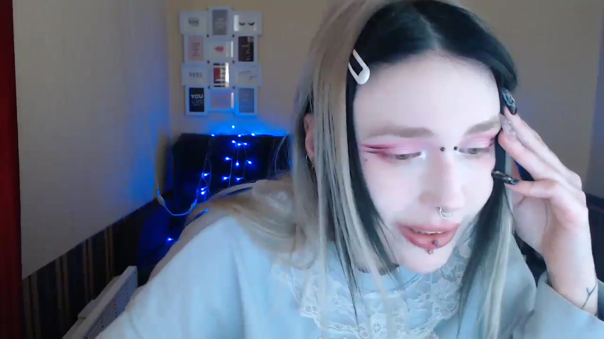 Gallery image thumbnail from Killinna's myfreecams stream on, 05/03/2024, 15:48 image 5 of 20