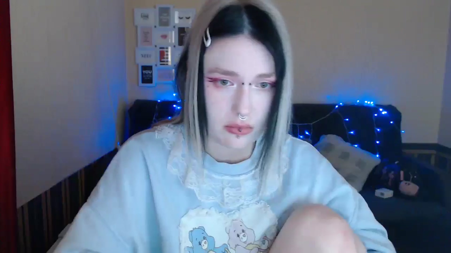 Gallery image thumbnail from Killinna's myfreecams stream on, 05/03/2024, 15:48 image 11 of 20