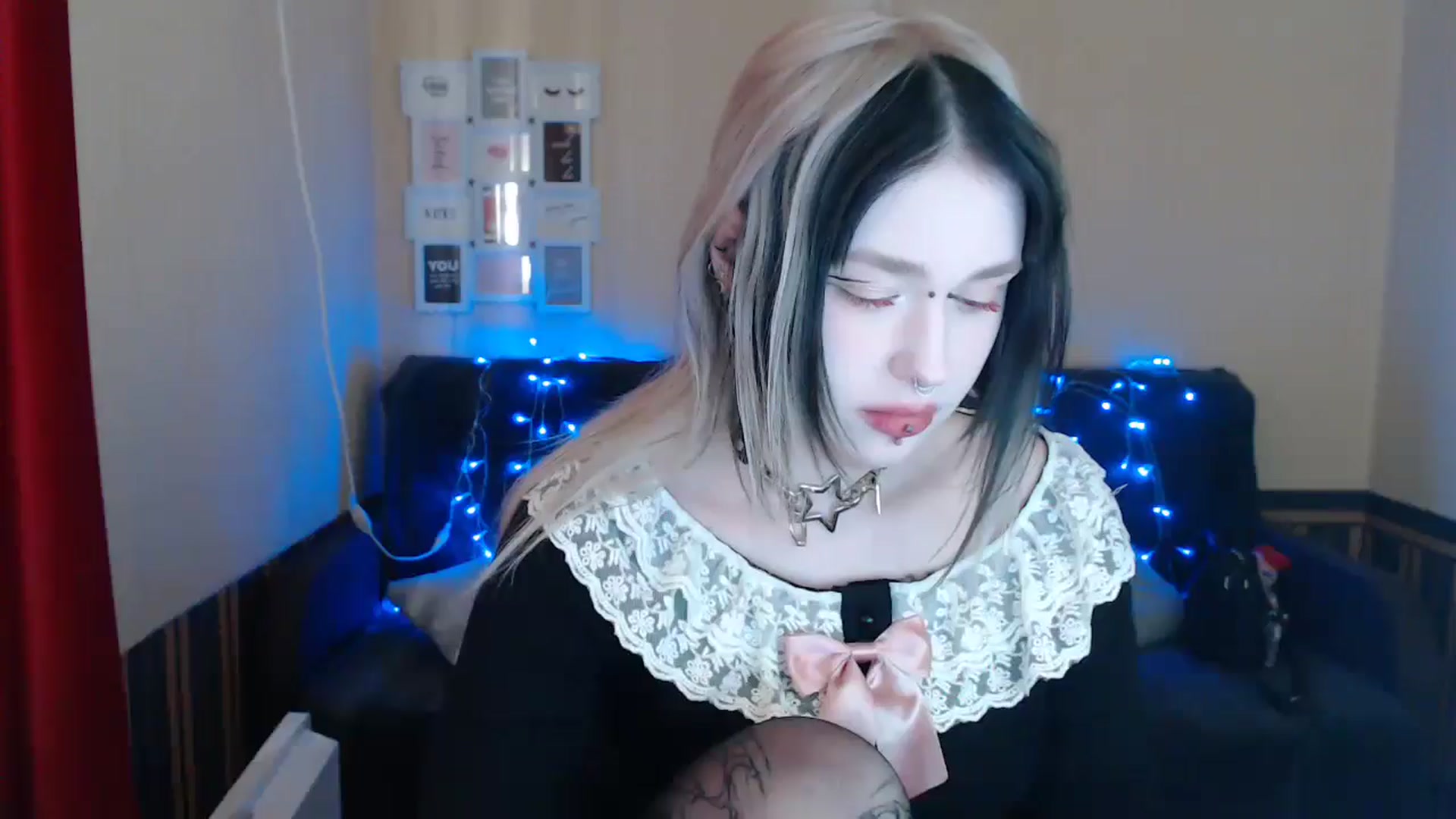 Gallery image thumbnail from Killinna's myfreecams stream on, 05/08/2024, 14:22 image 12 of 20